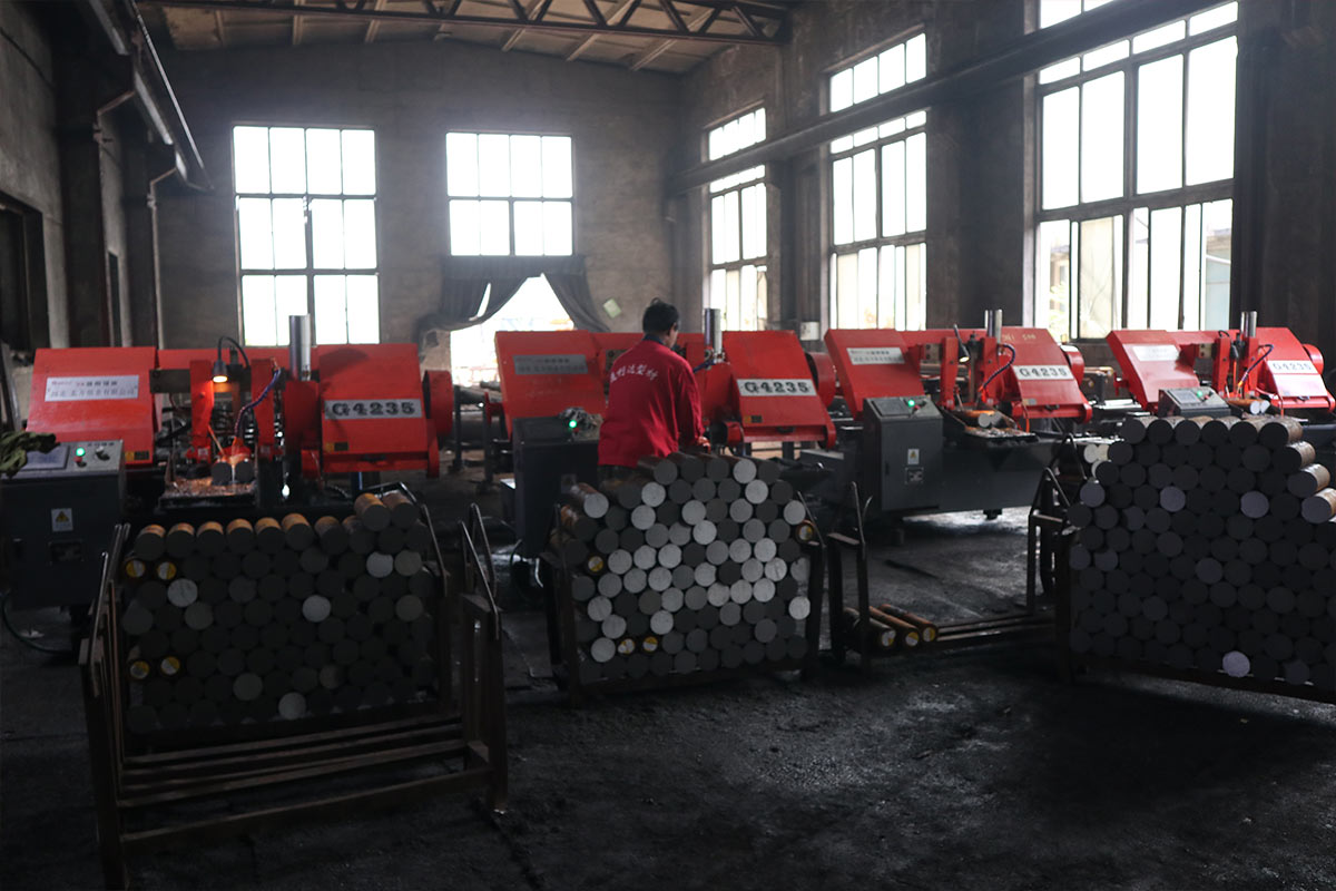 1734663191141611.jpg 帶鋸床